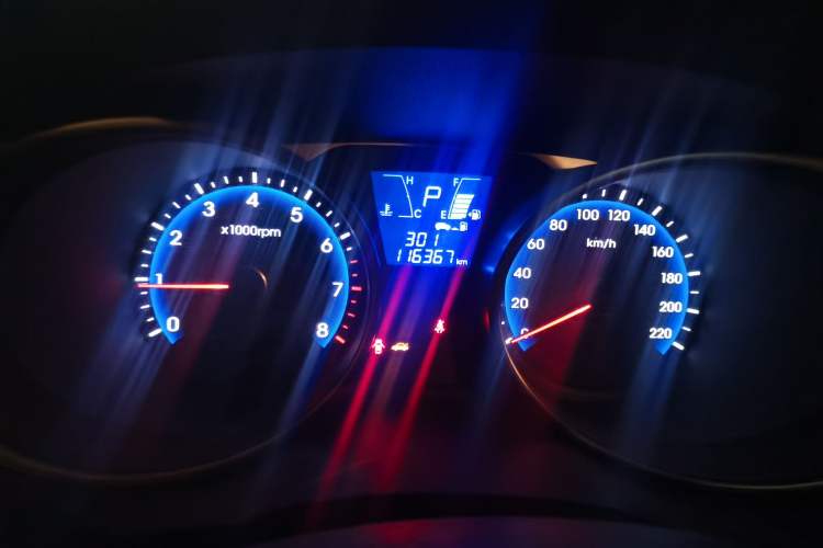 Used Hyundai ix35 2015 2.0L Automatic 2WD Smart Version China V Standard Instrument Cluster