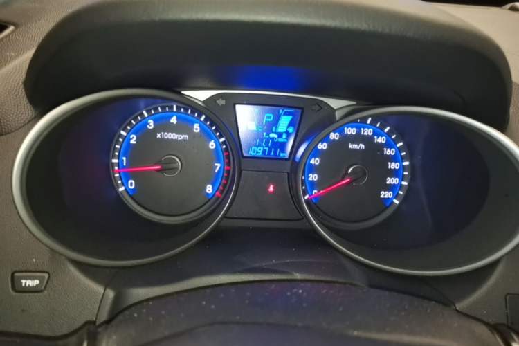 Used Hyundai ix35 2015 2.0L Automatic 2WD Smart Version China V Standard Instrument Cluster