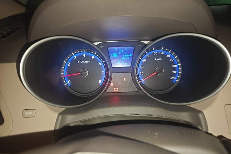Used Hyundai ix35 2015 2.0L Automatic 2WD Smart Version China V Standard Instrument Cluster