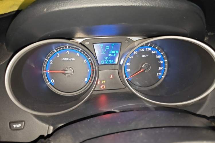 Used Hyundai ix35 2015 2.0L Automatic 2WD Smart Type China IV Instrument Cluster