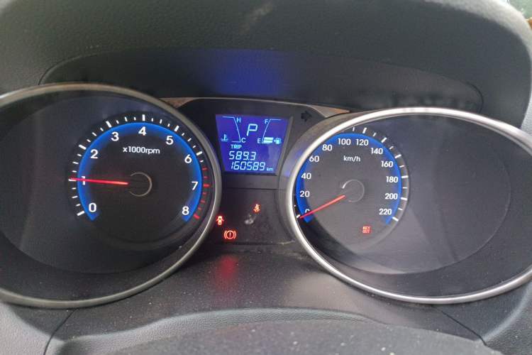 Used Hyundai ix35 2015 2.0L Automatic 2WD Smart Version China V Standard Instrument Cluster