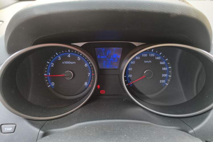 Used Hyundai ix35 2015 2.0L Automatic 2WD Smart Type China IV Instrument Cluster