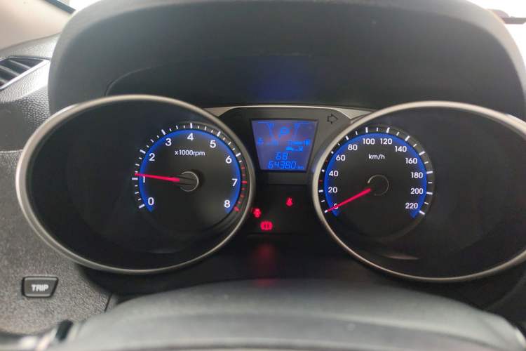 Used Hyundai ix35 2015 2.0L Automatic 2WD Smart Type China IV Instrument Cluster
