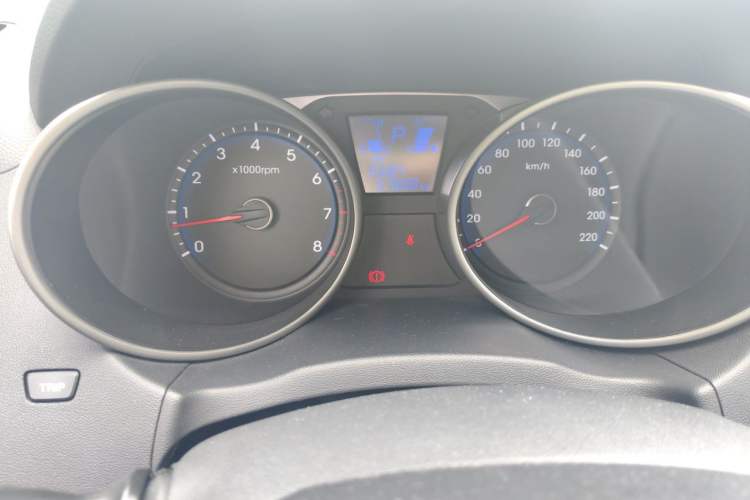 Used Hyundai ix35 2015 2.0L Automatic 2WD Comfort Edition China V Standard Instrument Cluster