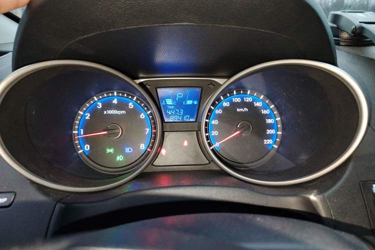 Used Hyundai ix35 2015 2.0L Automatic 2WD Smart Version China V Standard Instrument Cluster