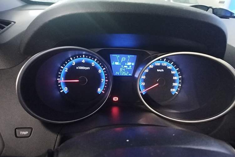 Used Hyundai ix35 2015 2.0L Automatic 2WD Smart Type China IV Instrument Cluster
