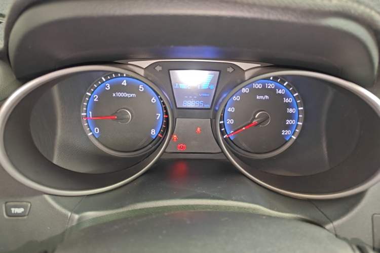 Used Hyundai ix35 2015 2.0L Automatic 2WD Smart Type China IV Instrument Cluster