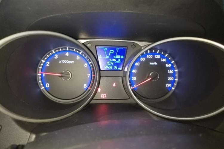 Used Hyundai ix35 2015 2.0L Automatic 2WD Comfort Edition China V Standard Instrument Cluster