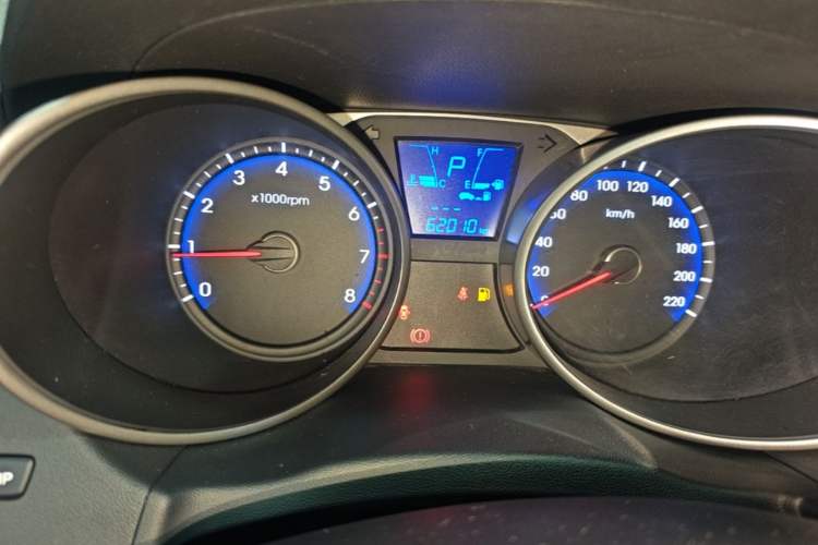 Used Hyundai ix35 2015 2.0L Automatic 2WD Comfort Edition China V Standard Instrument Cluster