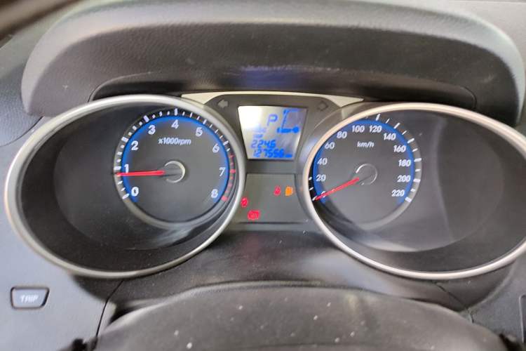 Used Hyundai ix35 2015 2.0L Automatic 2WD Smart Type China IV Instrument Cluster