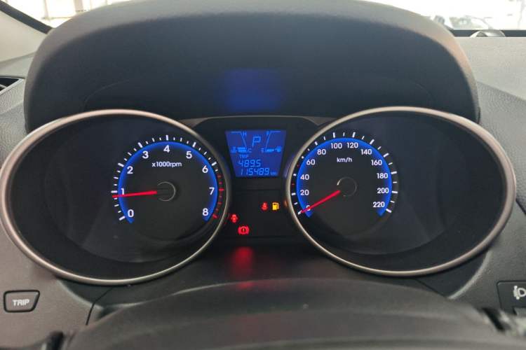 Used Hyundai ix35 2015 2.0L Automatic 2WD Smart Type China IV Instrument Cluster