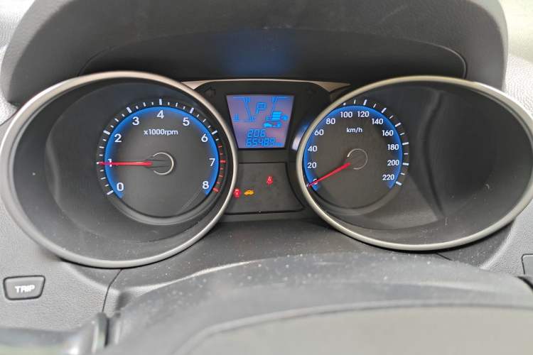 Used Hyundai ix35 2015 2.0L Automatic 2WD Smart Type China IV Instrument Cluster