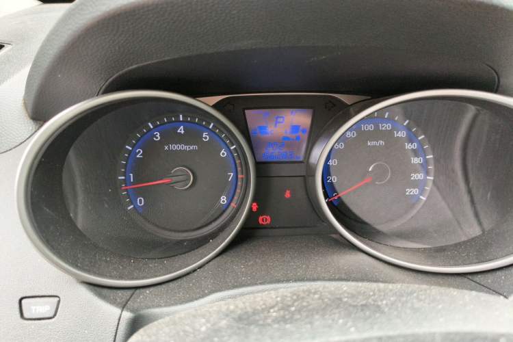 Used Hyundai ix35 2015 2.0L Automatic 2WD Smart Version China V Standard Instrument Cluster