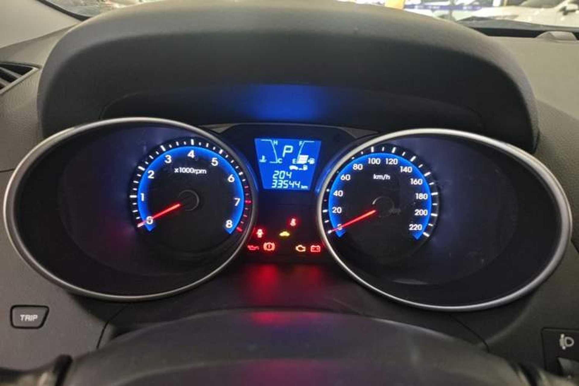 Used Hyundai ix35 2015 2.0L Automatic 2WD Smart Type China IV Instrument Cluster