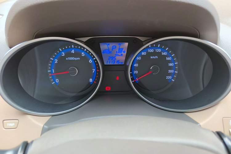 Used Hyundai ix35 2015 2.0L Automatic 2WD Smart Type China IV Instrument Cluster