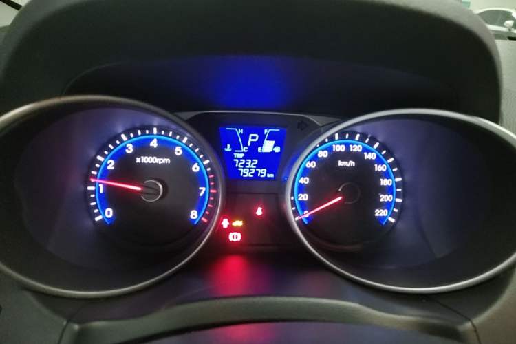 Used Hyundai ix35 2015 2.0L Automatic 2WD Comfort Edition China V Standard Instrument Cluster