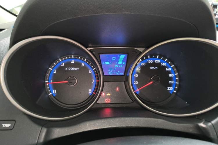 Used Hyundai ix35 2015 2.0L Automatic 2WD Smart Version China V Standard Instrument Cluster