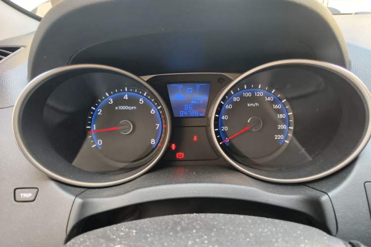 Used Hyundai ix35 2015 2.0L Automatic 2WD Smart Type China IV Instrument Cluster