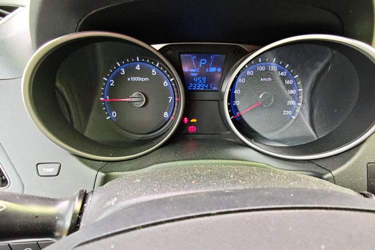 Used Hyundai ix35 2015 2.0L Automatic 2WD Smart Version China V Standard Instrument Cluster