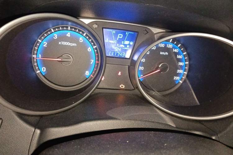 Used Hyundai ix35 2015 2.0L Automatic 2WD Smart Type China IV Instrument Cluster
