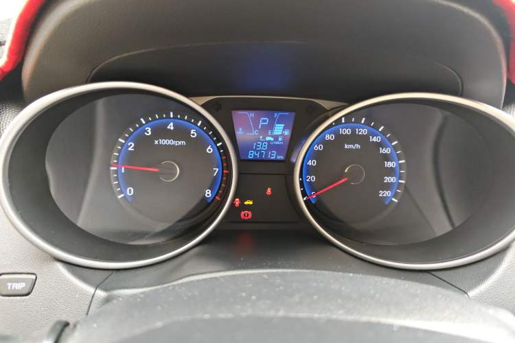 Used Hyundai ix35 2015 2.0L Automatic 2WD Smart Type China IV Instrument Cluster