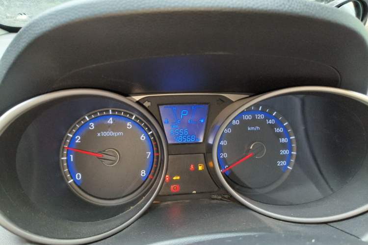 Used Hyundai ix35 2015 2.0L Automatic 2WD Smart Type China IV Instrument Cluster