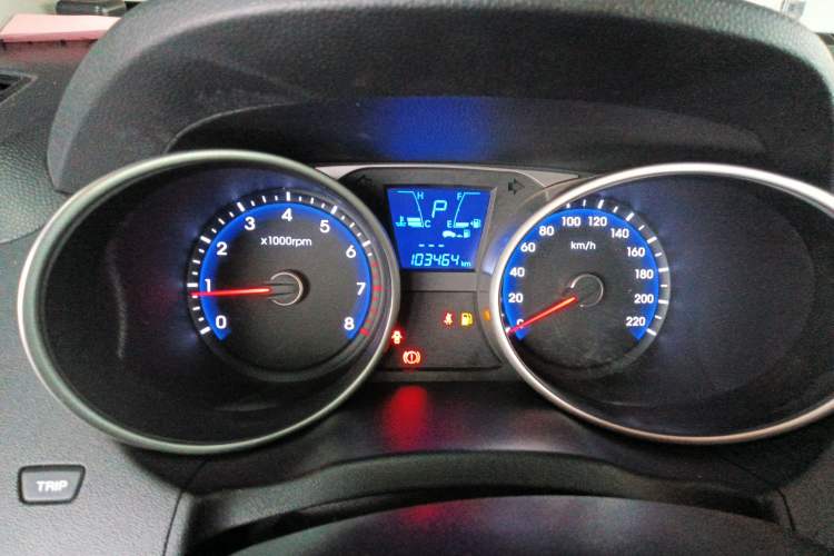 Used Hyundai ix35 2015 2.0L Automatic 2WD Smart Version China V Standard Instrument Cluster