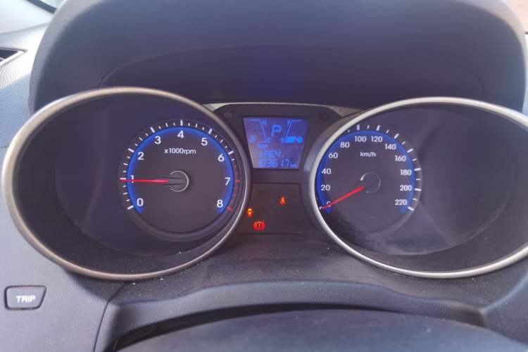 Used Hyundai ix35 2015 2.0L Automatic 2WD Smart Type China IV Instrument Cluster