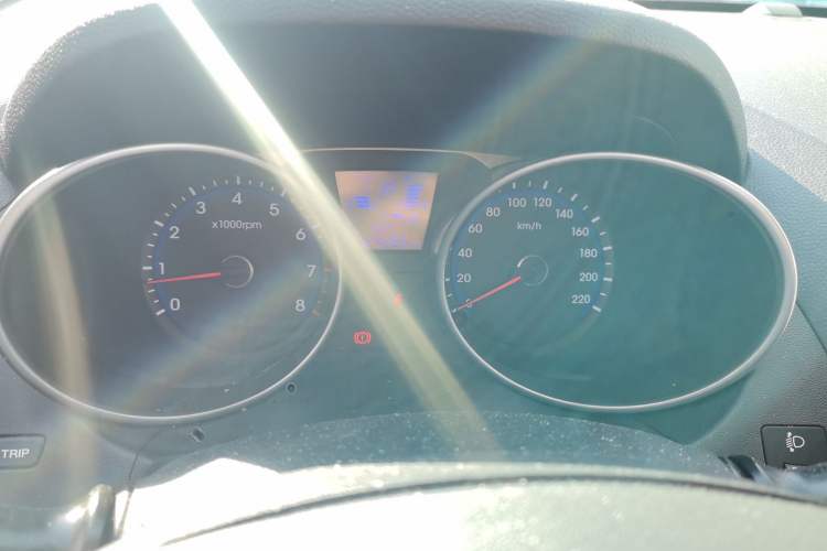 Used Hyundai ix35 2015 2.0L Automatic 2WD Smart Version China V Standard Instrument Cluster