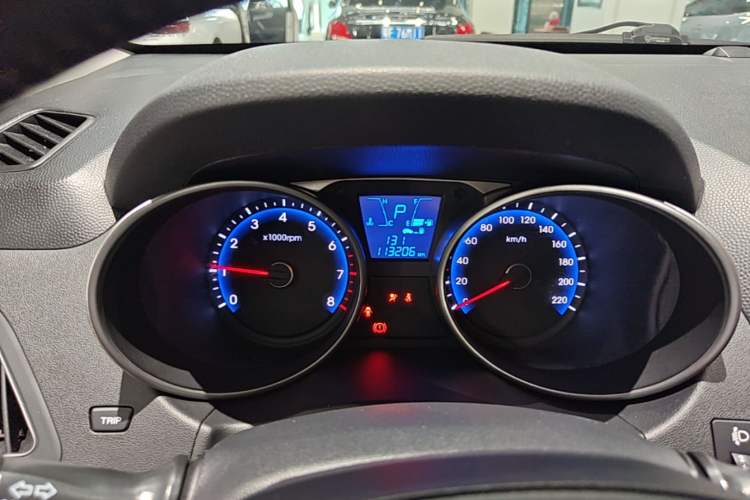 Used Hyundai ix35 2015 2.0L Automatic 2WD Smart Version China V Standard Instrument Cluster