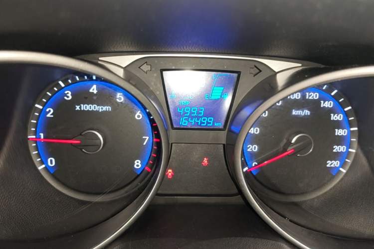 Used Hyundai ix35 2015 2.0L Automatic 2WD Smart Type China IV Instrument Cluster