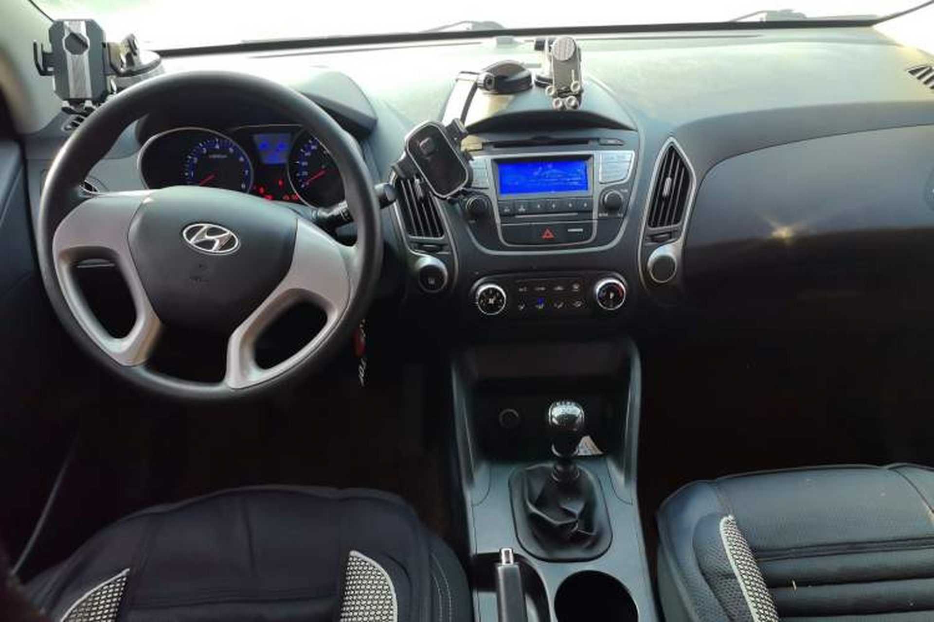 Used Hyundai ix35 2015 2.0L Manual Two-Wheel Drive Comfort Version China V Standard Interior 2
