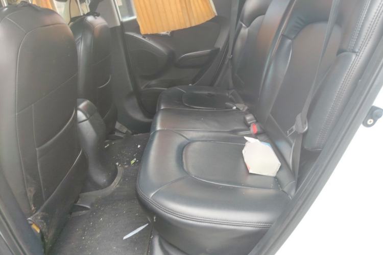 Used Hyundai ix35 2015 2.0L Automatic 2WD Comfort Edition China V Standard Interior 4