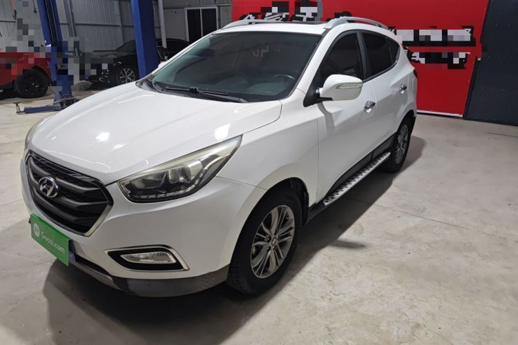 Used Hyundai ix35 2015 2.0L Automatic 2WD Smart Type China IV Guazi used car, China used car export, Used car for sale, Used Hyundai cars, Cheapest cars for sale