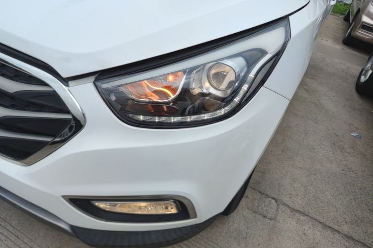 Used Hyundai ix35 2015 2.0L Automatic 2WD Comfort Edition China V Standard Left Front Headlight