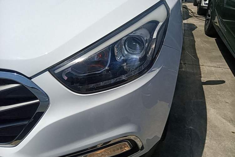 Used Hyundai ix35 2015 2.0L Automatic 2WD Smart Type China IV Left Front Headlight