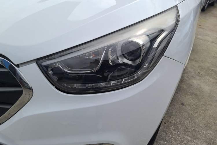 Used Hyundai ix35 2015 2.0L Automatic 2WD Comfort Edition China IV Standard Left Front Headlight