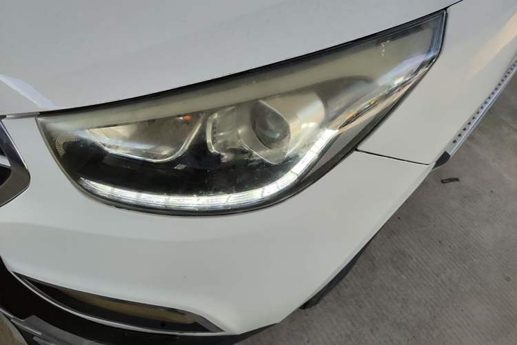 Used Hyundai ix35 2015 2.0L Automatic 2WD Smart Type China IV Left Front Headlight