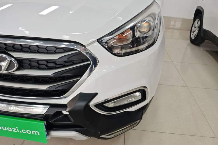 Used Hyundai ix35 2015 2.0L Automatic 2WD Smart Type China IV Left Front Headlight