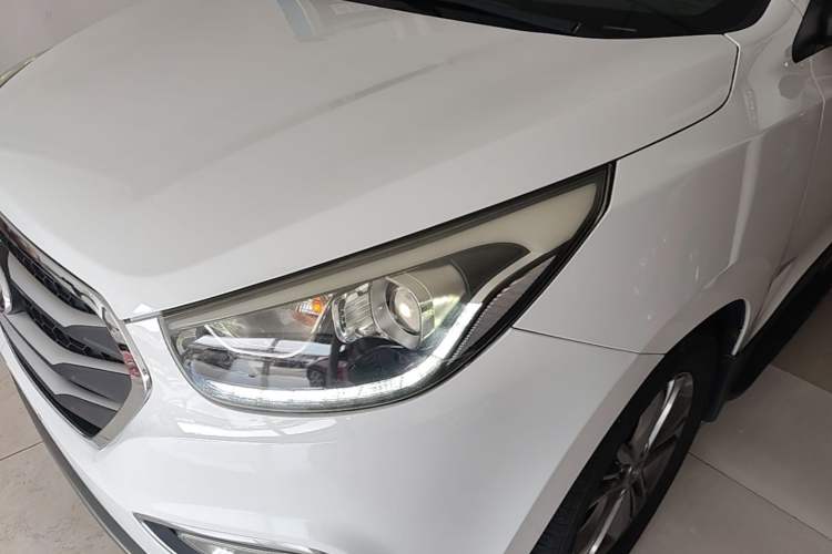 Used Hyundai ix35 2015 2.0L Automatic 2WD Smart Type China IV Left Front Headlight