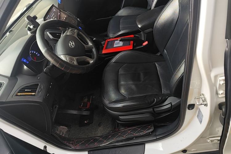 Used Hyundai ix35 2015 2.0L Automatic 2WD Smart Version China V Standard Left Front Seat