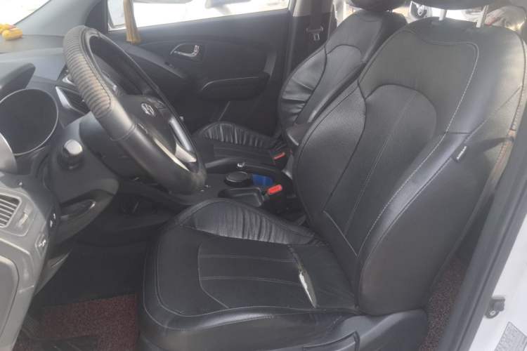 Used Hyundai ix35 2015 2.0L Automatic 2WD Smart Version China V Standard Left Front Seat