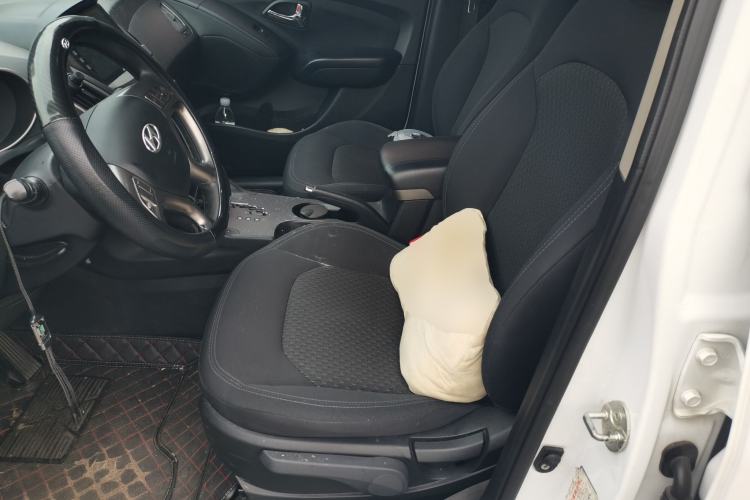 Used Hyundai ix35 2015 2.0L Automatic 2WD Comfort Edition China IV Standard Left Front Seat