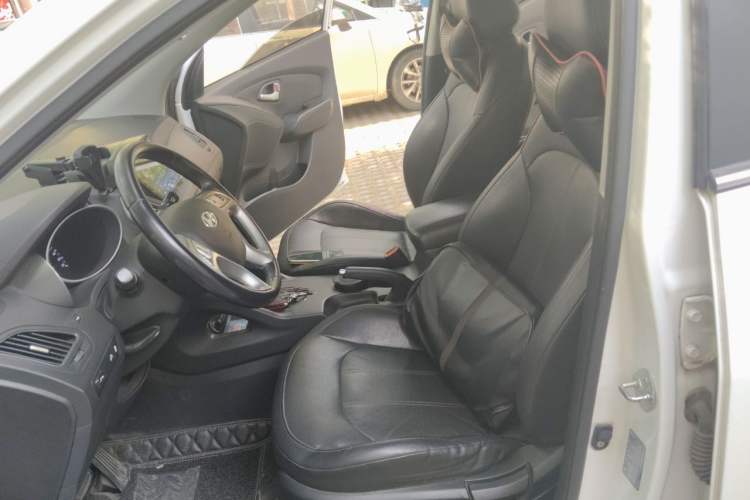 Used Hyundai ix35 2015 2.0L Automatic 2WD Smart Version China V Standard Left Front Seat