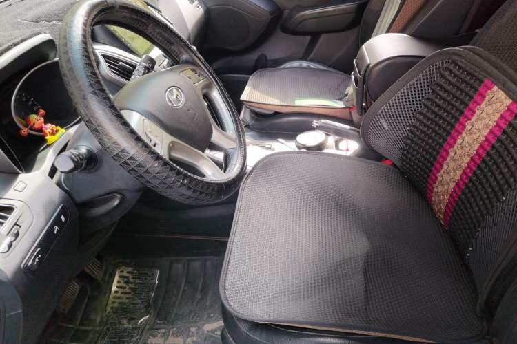 Used Hyundai ix35 2015 2.0L Automatic 2WD Smart Type China IV Left Front Seat