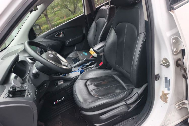 Used Hyundai ix35 2015 2.0L Automatic 2WD Smart Version China V Standard Left Front Seat