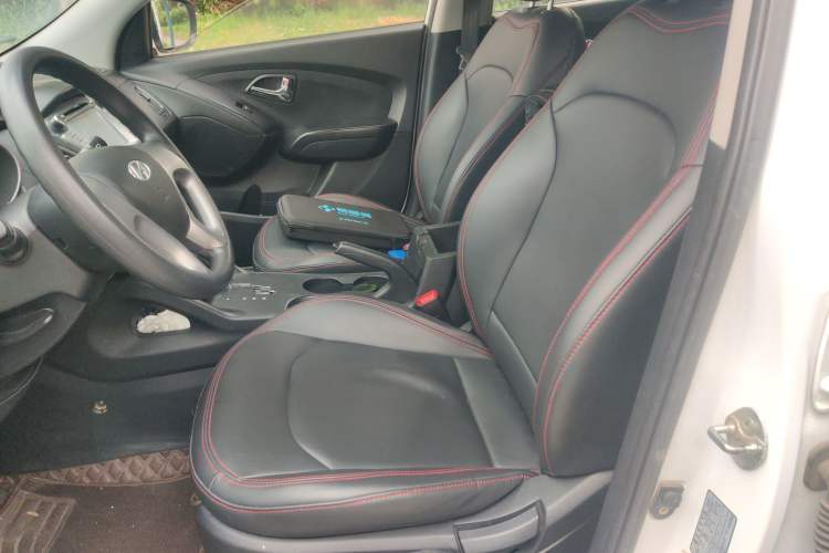 Used Hyundai ix35 2015 2.0L Automatic 2WD Comfort Edition China IV Standard Left Front Seat