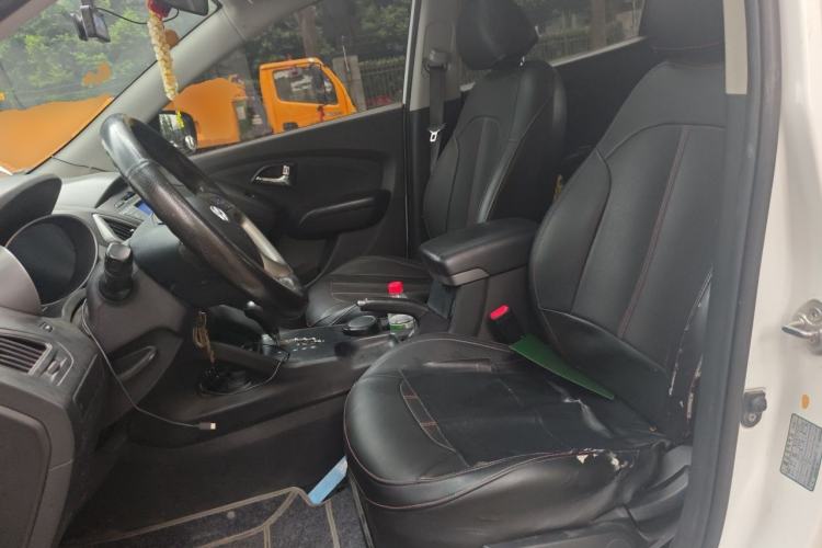 Used Hyundai ix35 2015 2.0L Automatic 2WD Comfort Edition China IV Standard Left Front Seat