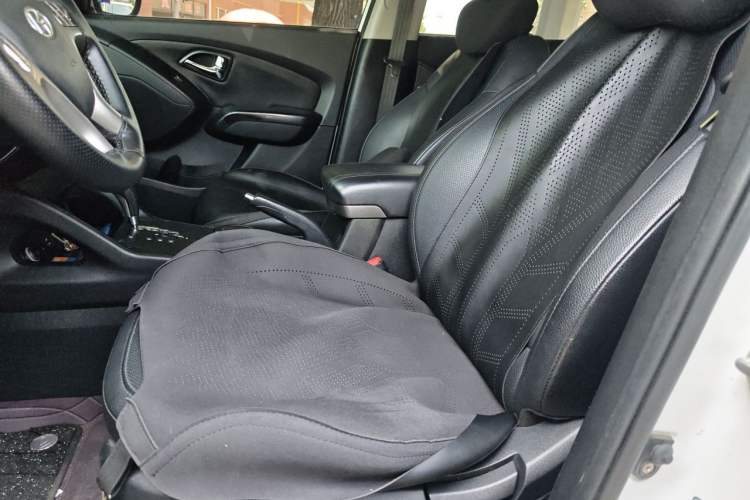 Used Hyundai ix35 2015 2.0L Automatic 2WD Smart Type China IV Left Front Seat