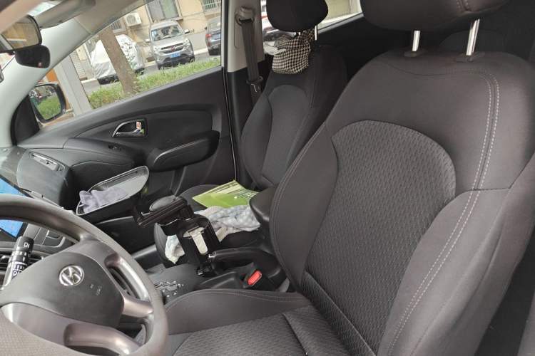Used Hyundai ix35 2015 2.0L Automatic 2WD Comfort Edition China IV Standard Left Front Seat